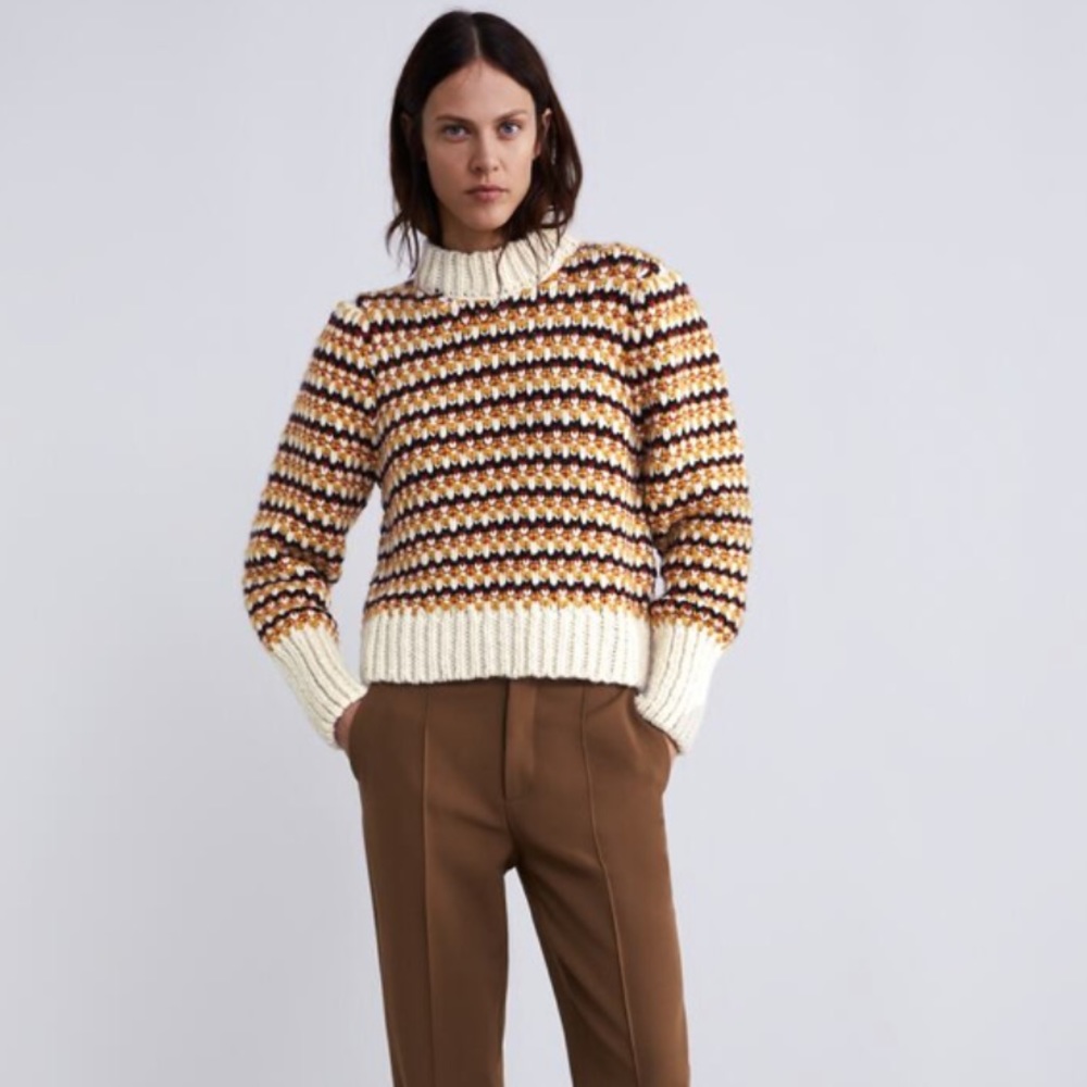Zara Puffed Sleeves Woolen Sweater